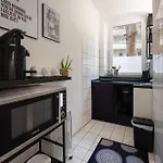 Modern Living Apartment - 3-Zimmer - Nuernberg Nord, Ruhige Seitenstrasse, Fusslaeufig Strassenbahn